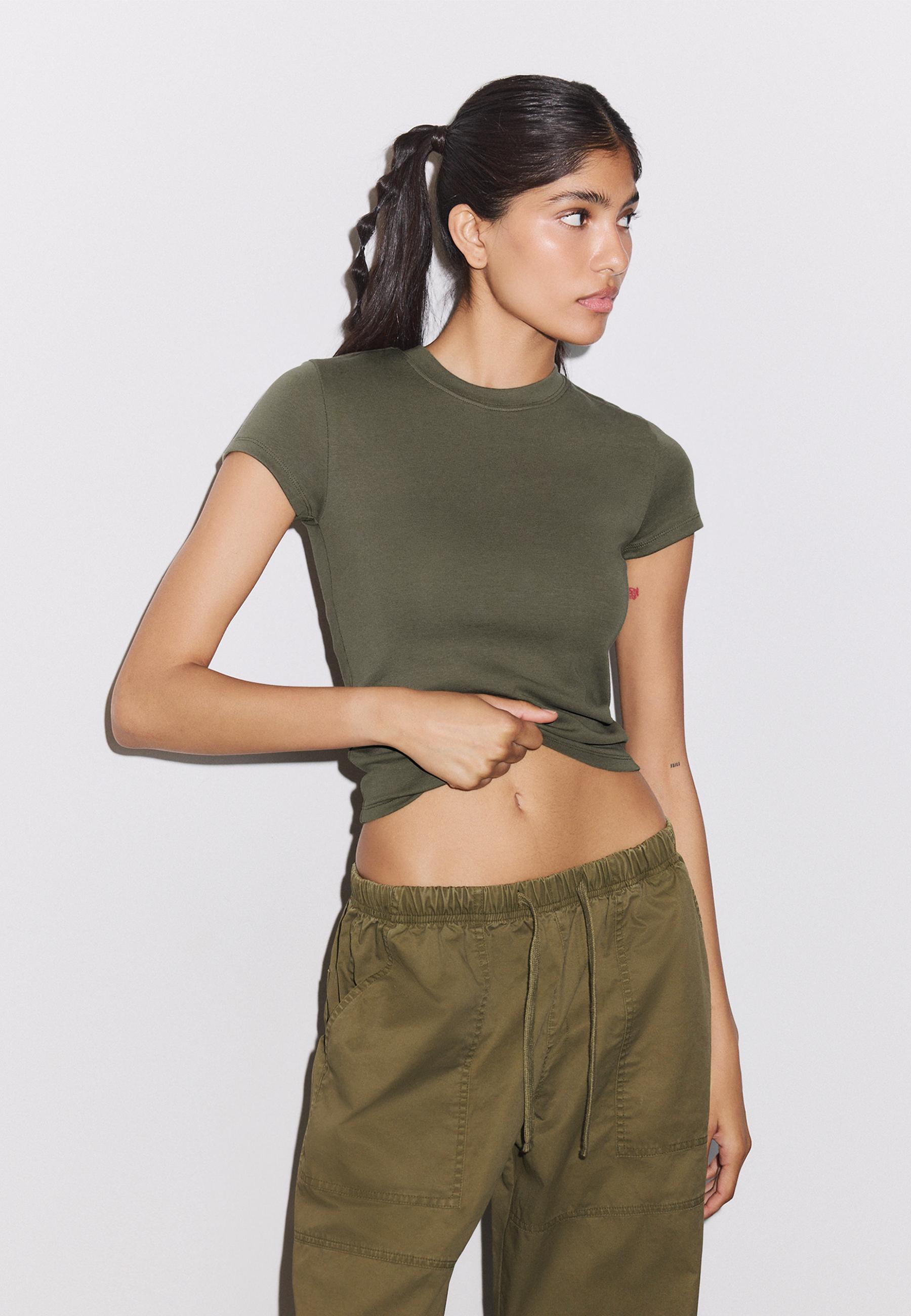 Basic round neck short sleeve T-shirt — Khaki