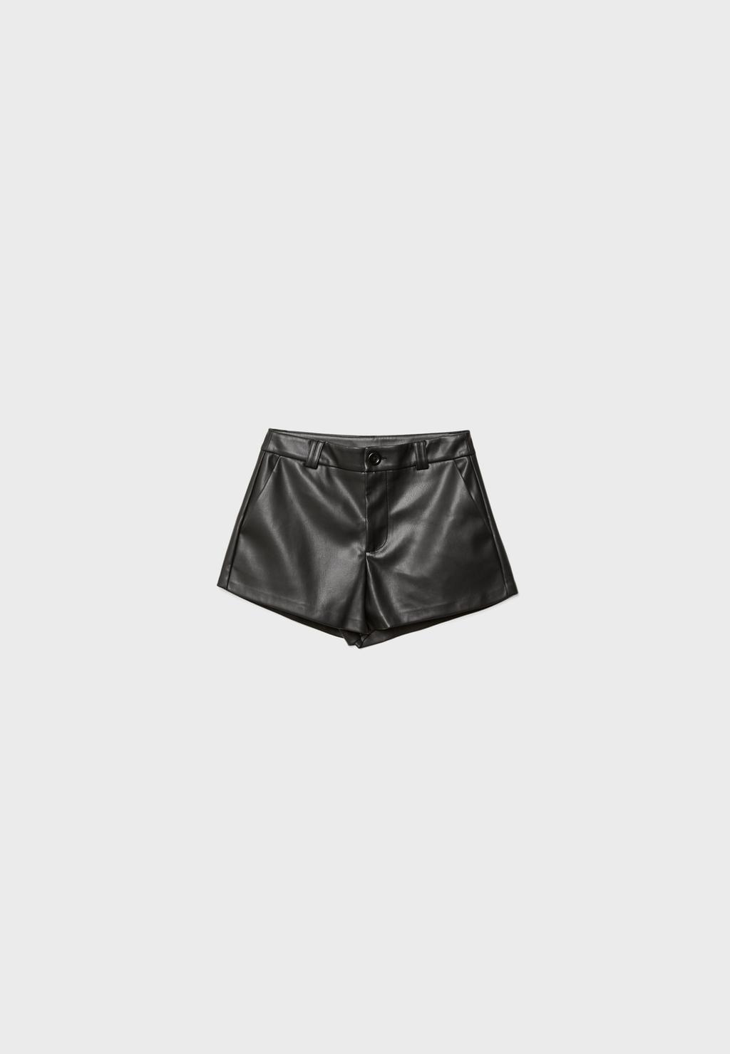 Shorts mini in finta pelle