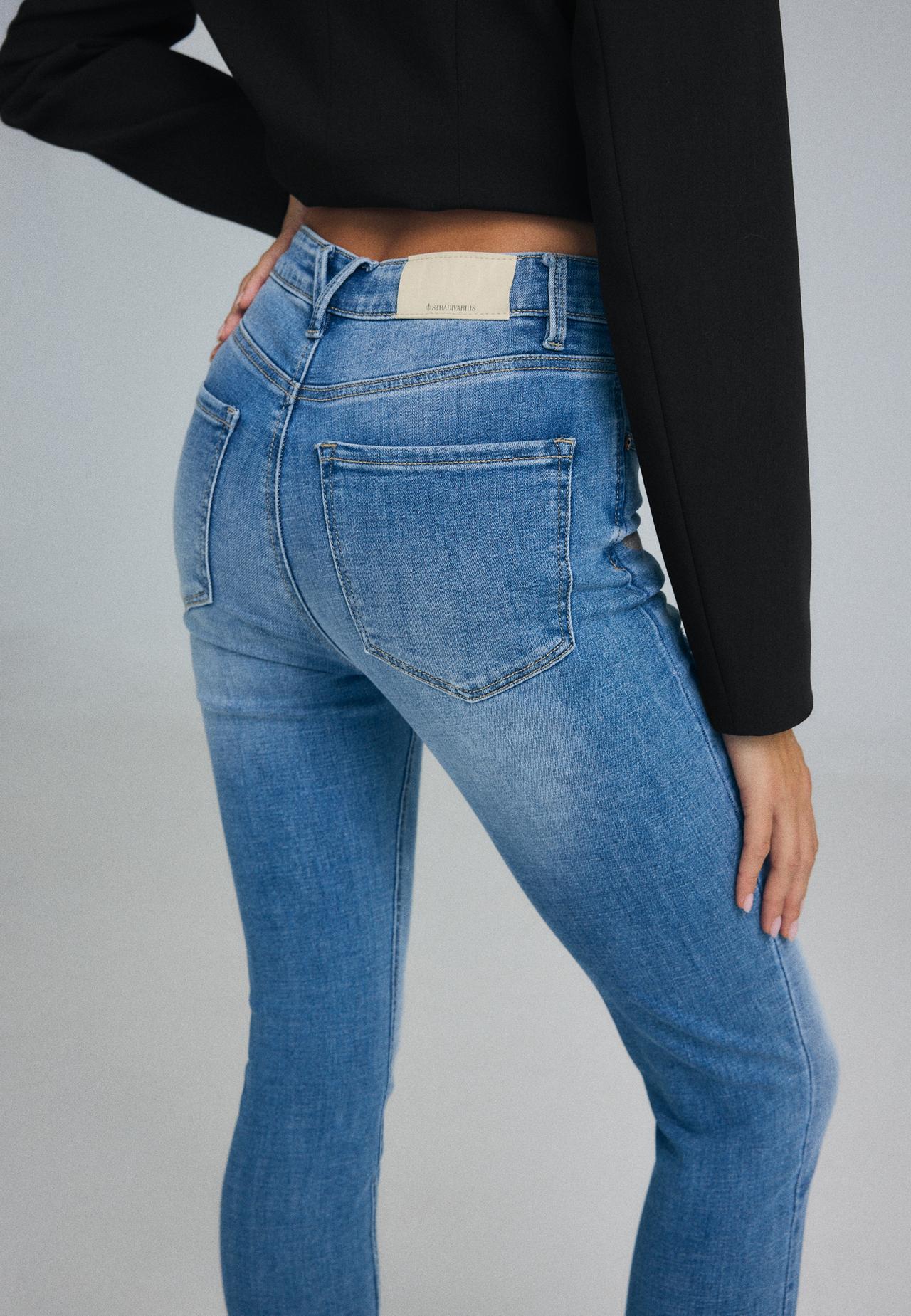 D09 Super high-waist skinny jeans — MEDIUM BLUE DENIM