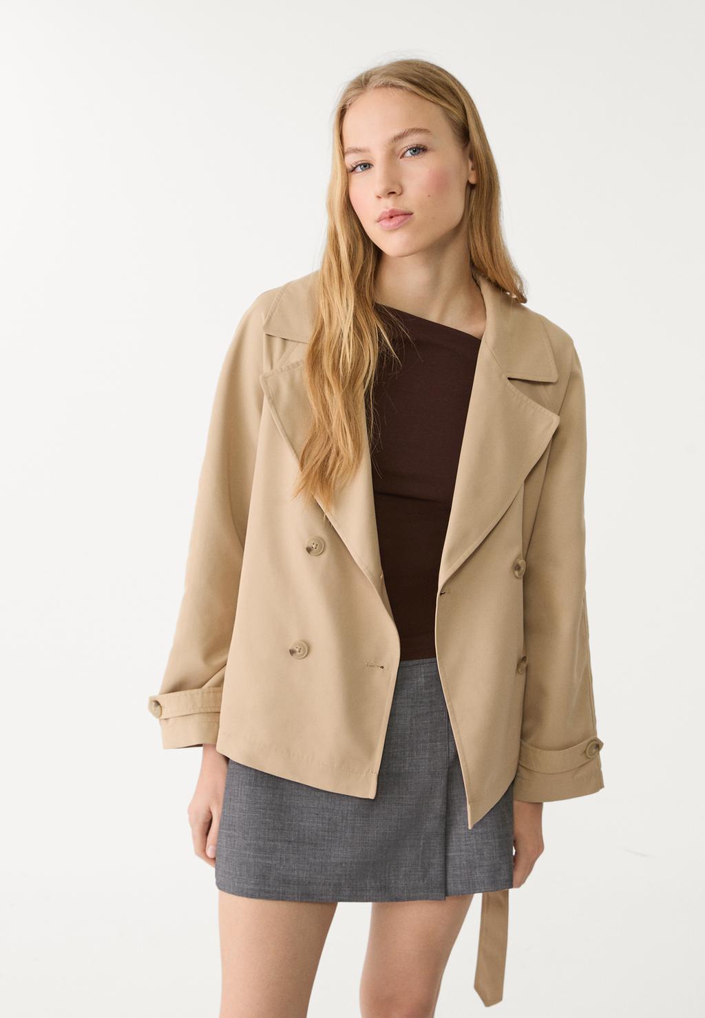 Short flowing trench coat with belt