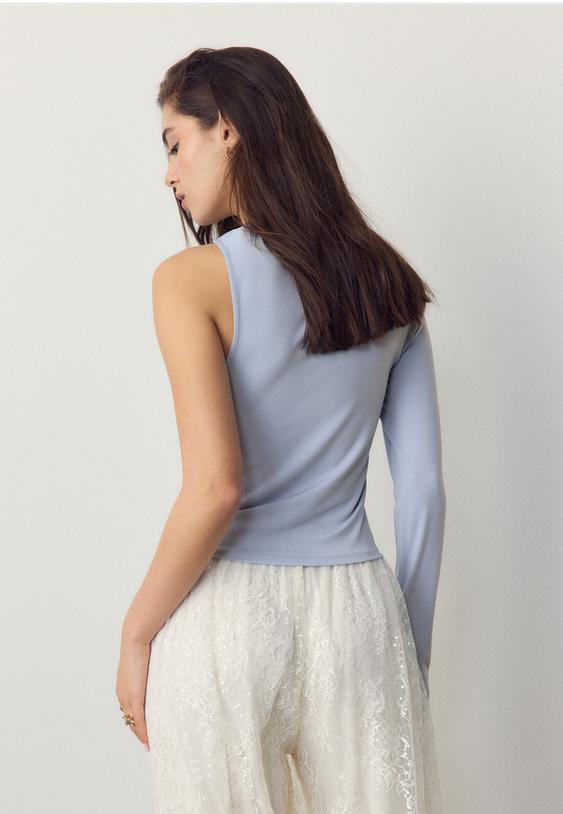 Stradivarius T-Shirt Asymétrique Boucle Métallique Bleu Ciel M