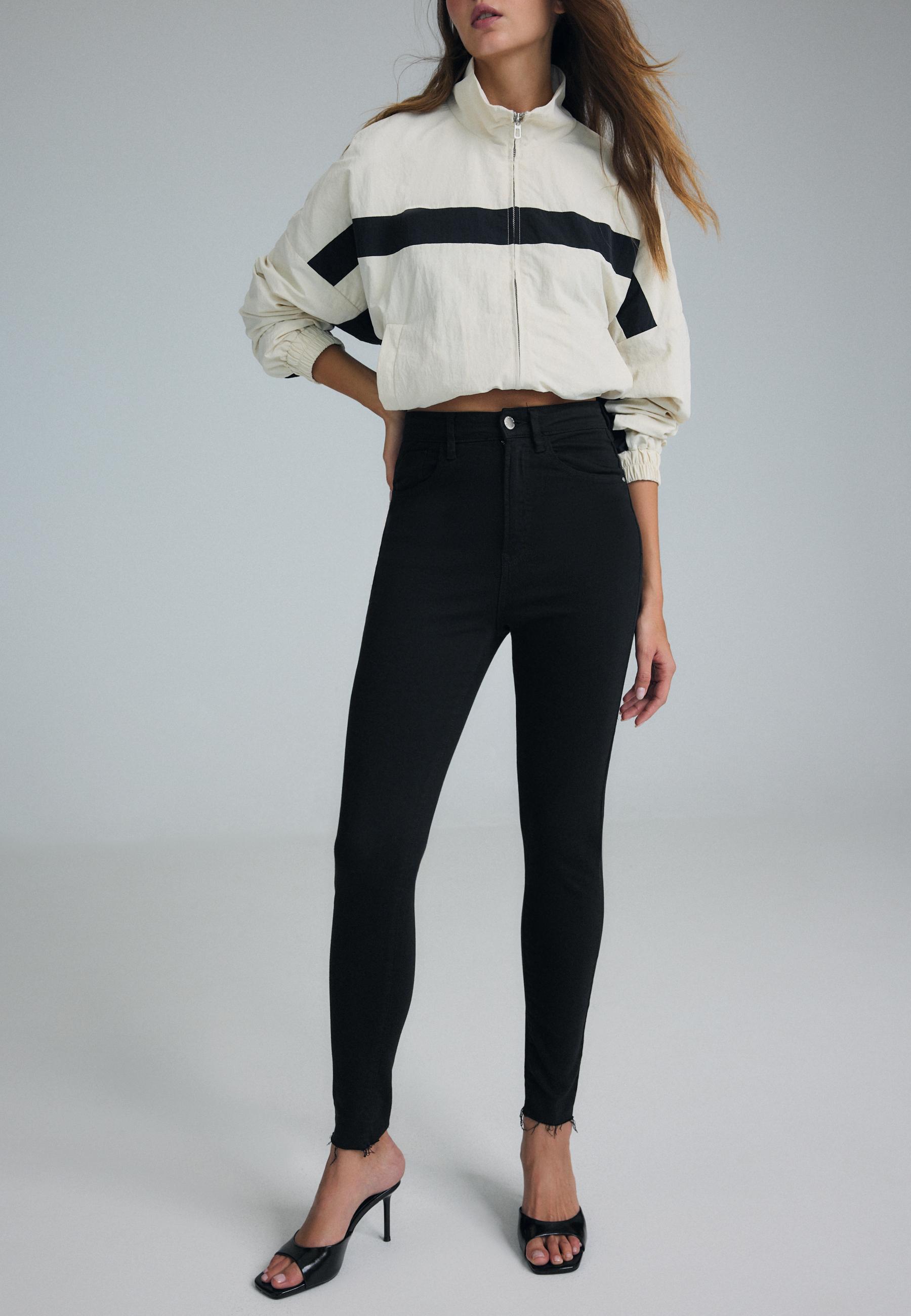 Stradivarius Ψηλόμεσο Τζιν Παντελόνι Skinny Μαύρο 38