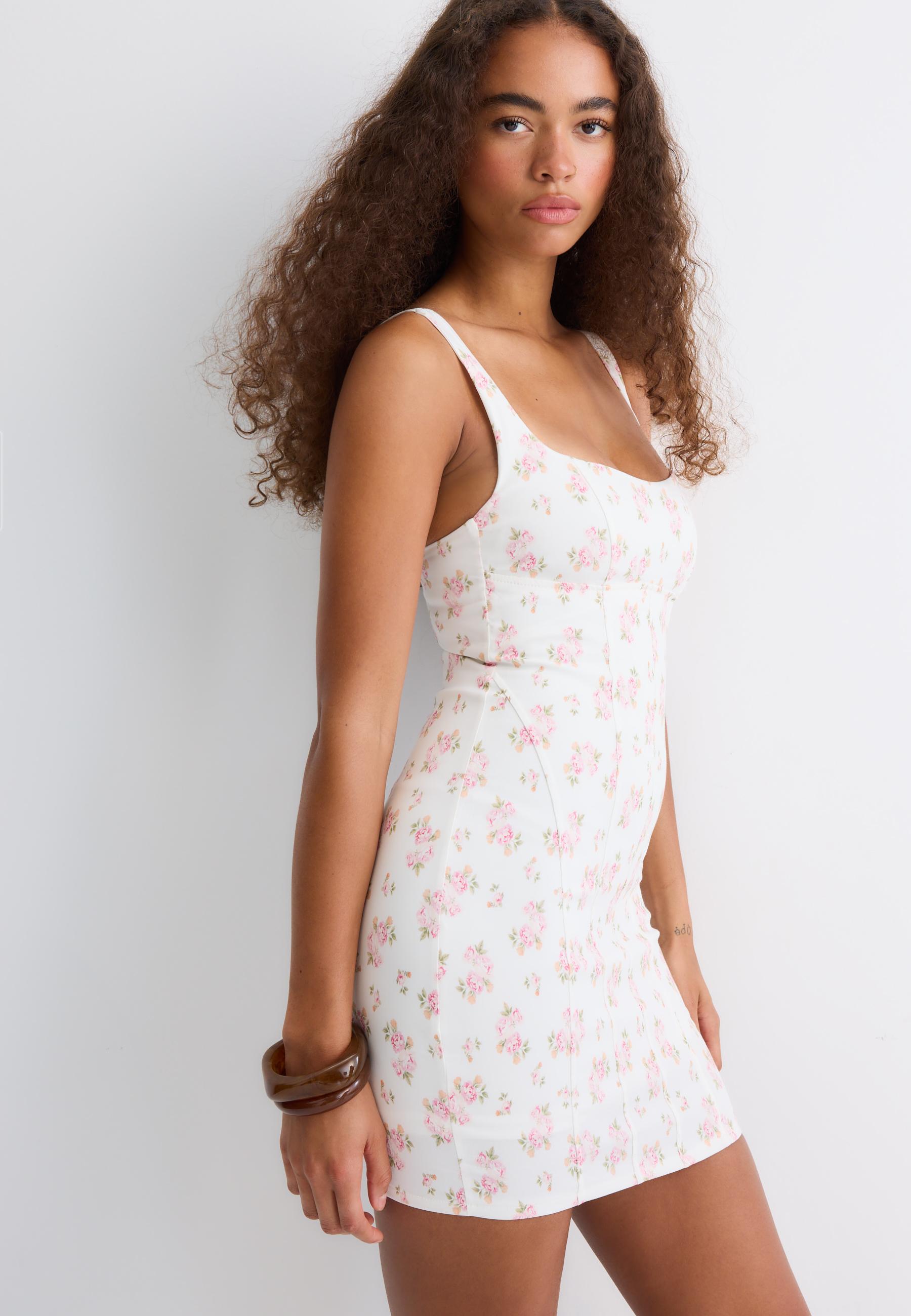Short bodice dress — Pale pink