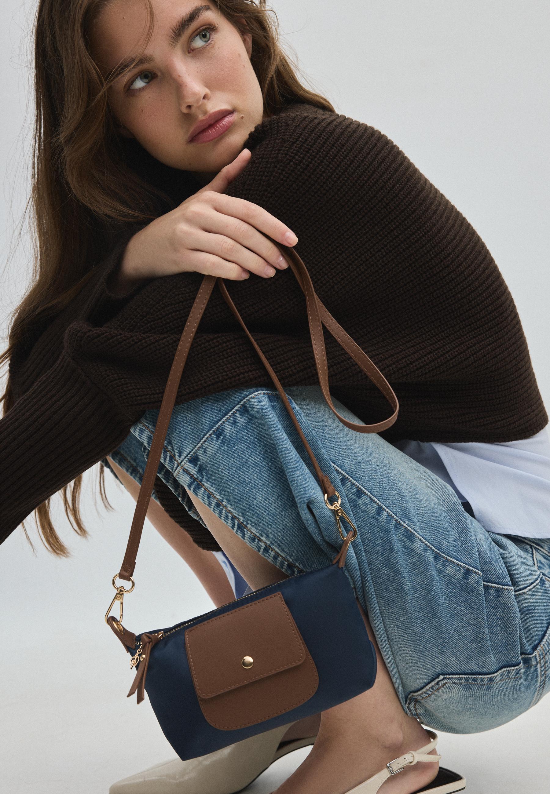 Contrast mini bag — Blue