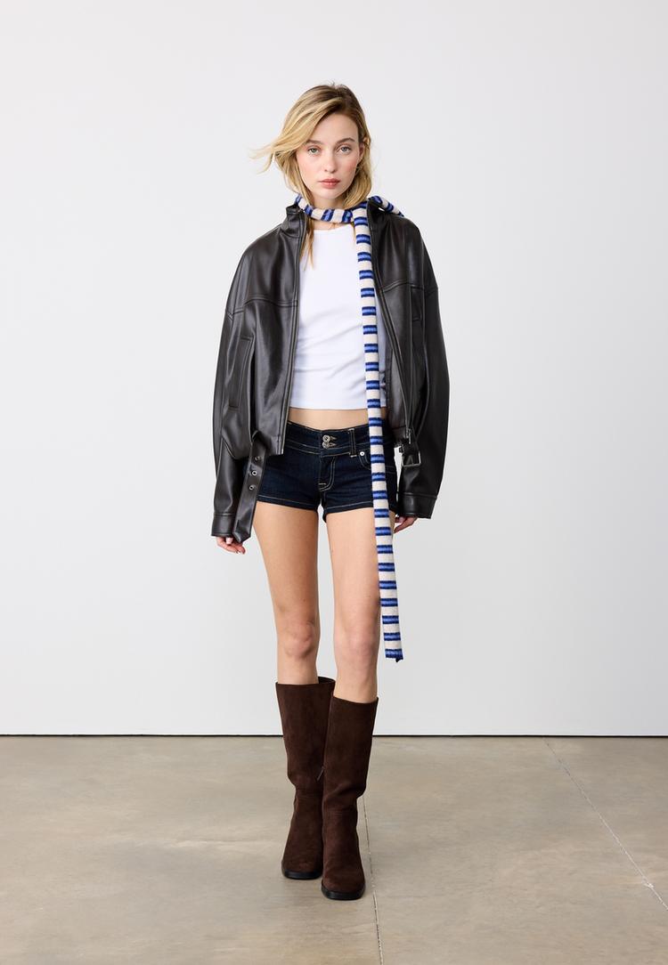 cazadora globo cinturon efecto piel