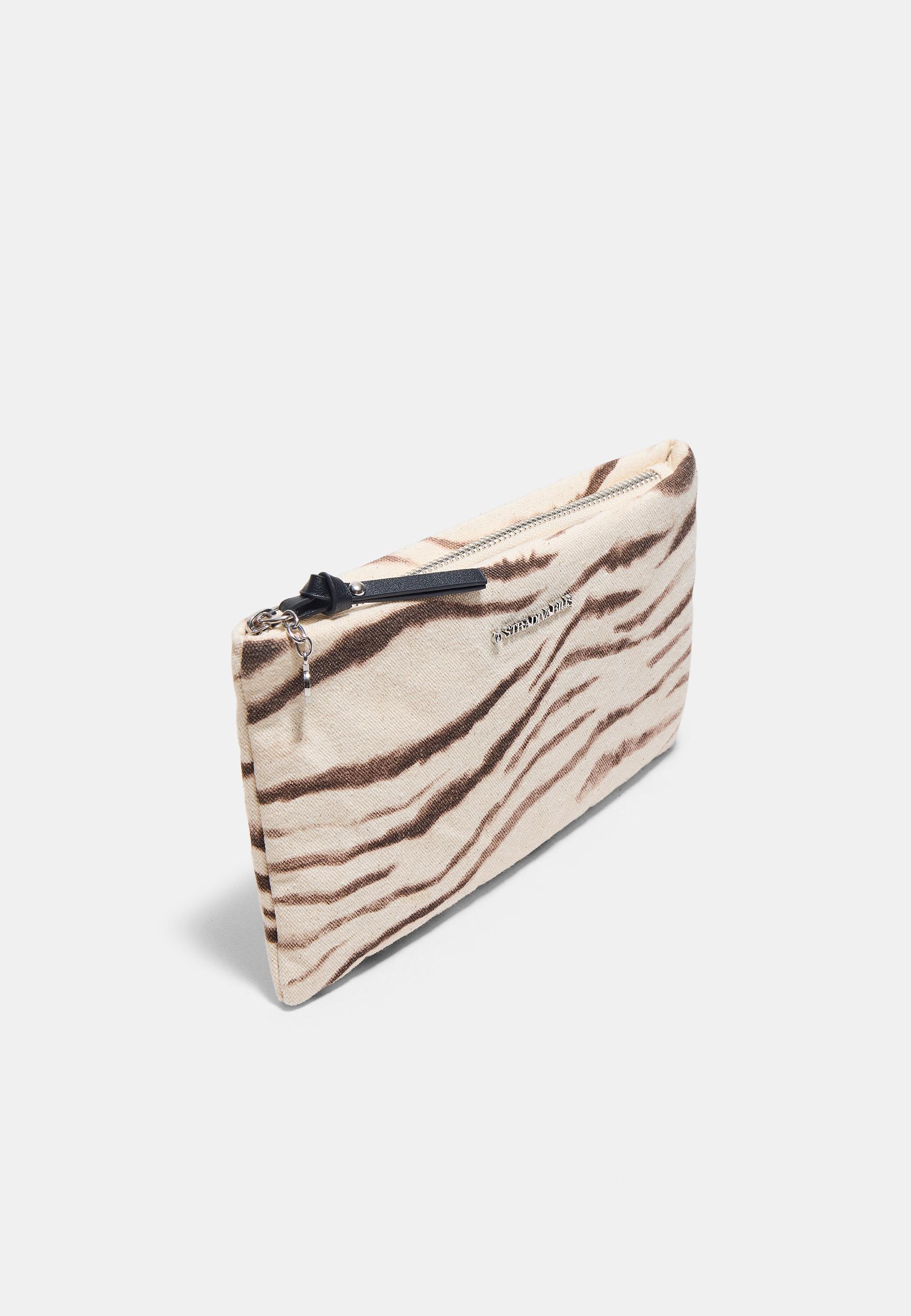 Printed flat wash bag — Ecru