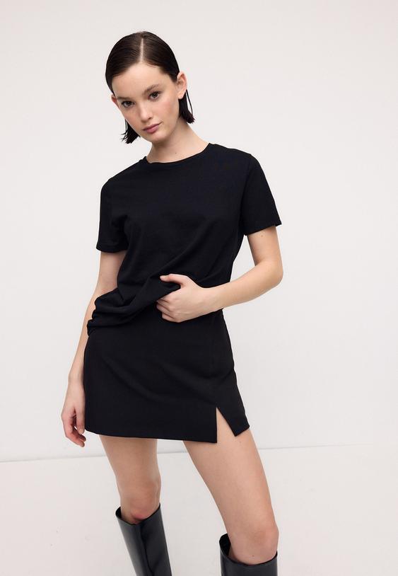 camiseta basica regular fit cuello redondo