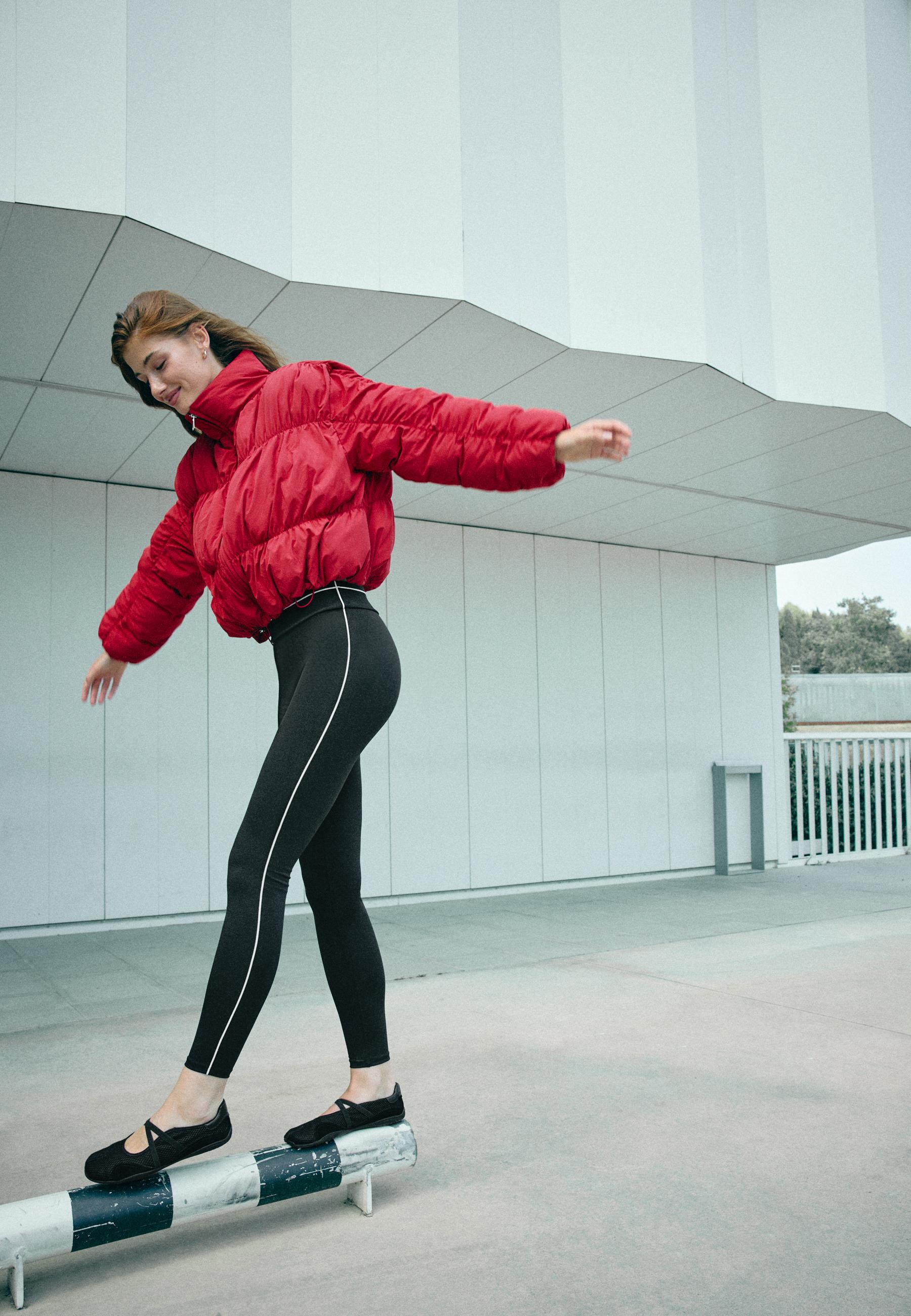 Padded jacket with high neck and gathered detail — Dark red