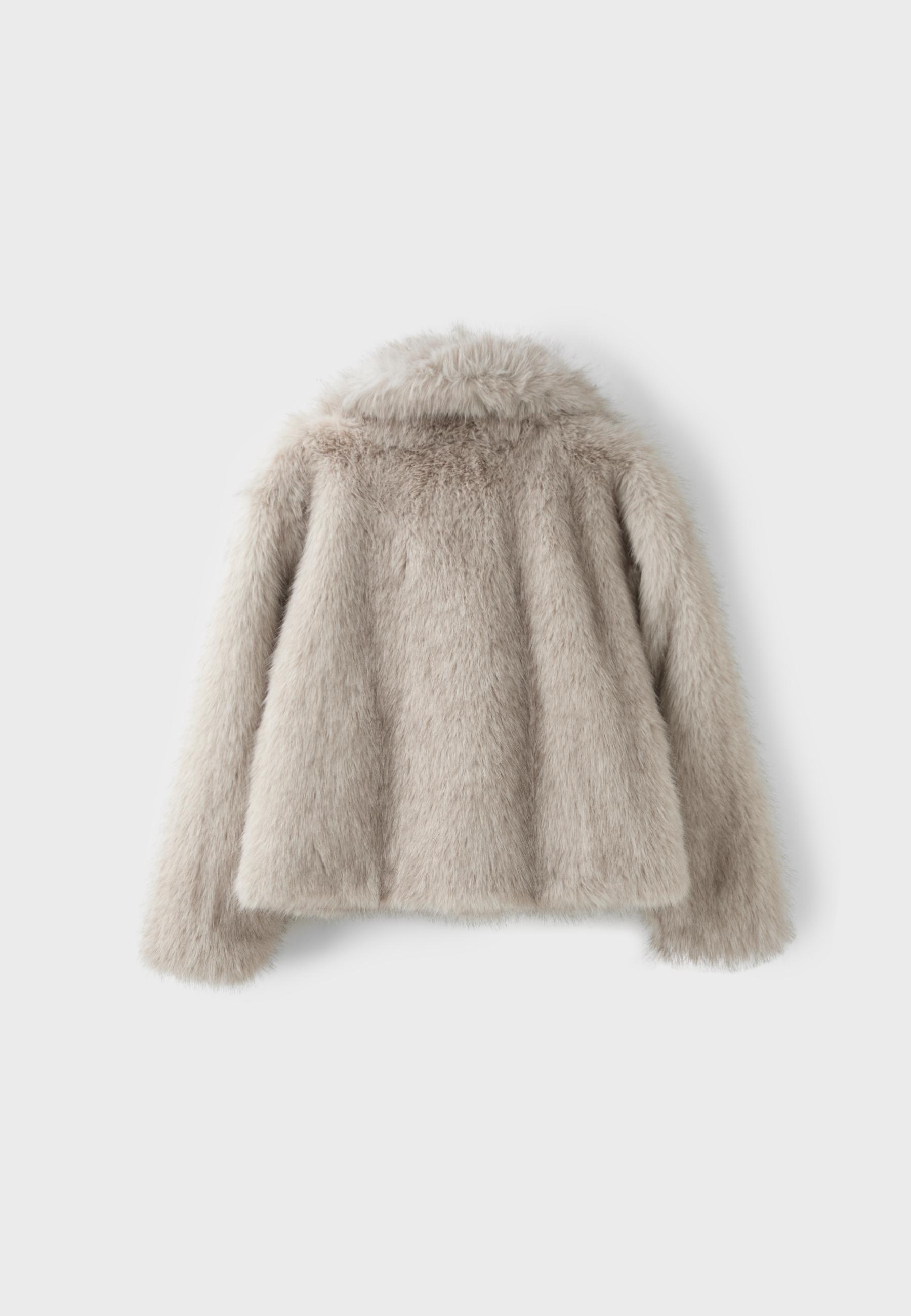 Stradivarius Basic dik yakalı suni kürk ceket görsel 6