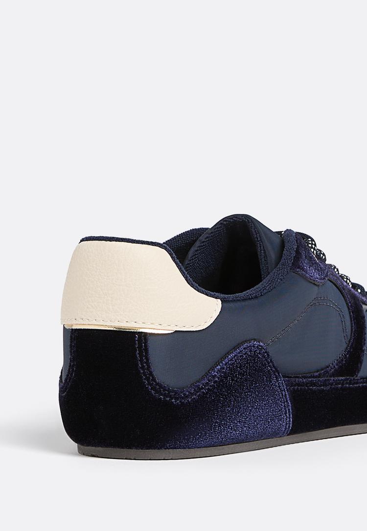 zapatillas deportivas suelo fino