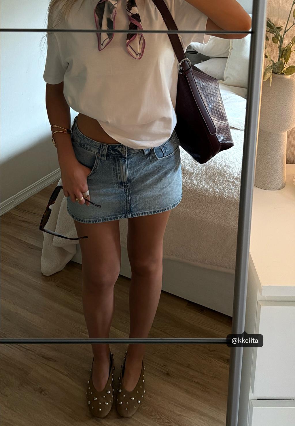 D62 denim skort