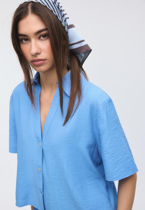 Ефирна Риза С Копчета