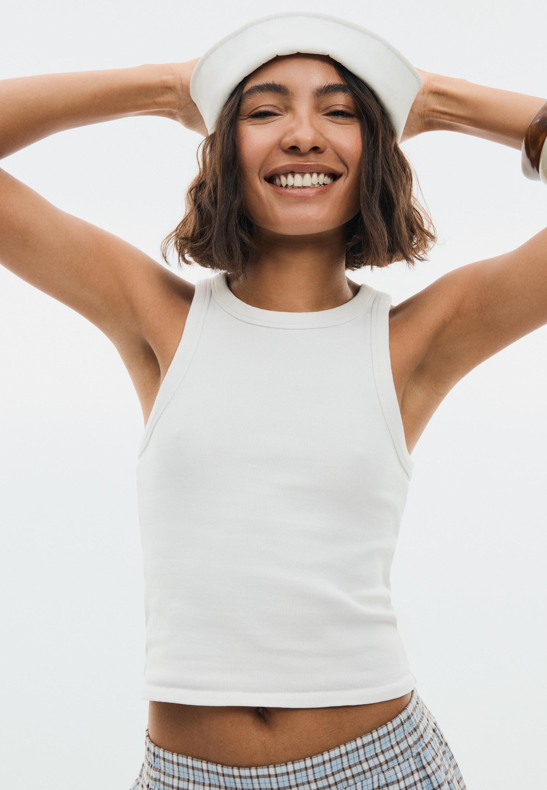 Basic racerback top — White
