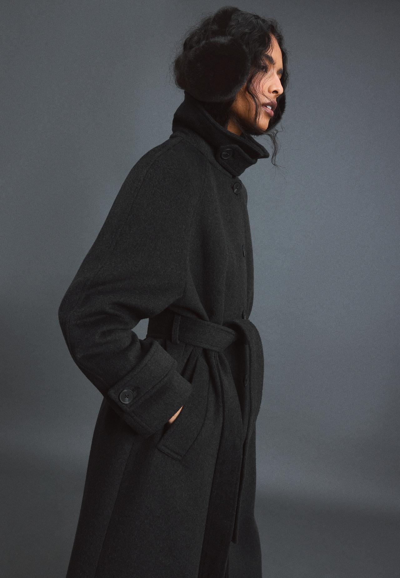 Faux fur earmuffs — Black