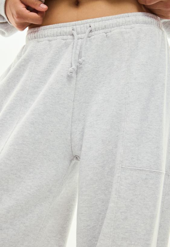 stoper detaylı sardonlu barrel jogger pantolon