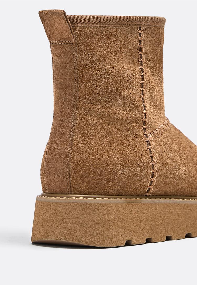 flat leather ankle boots with fur lining