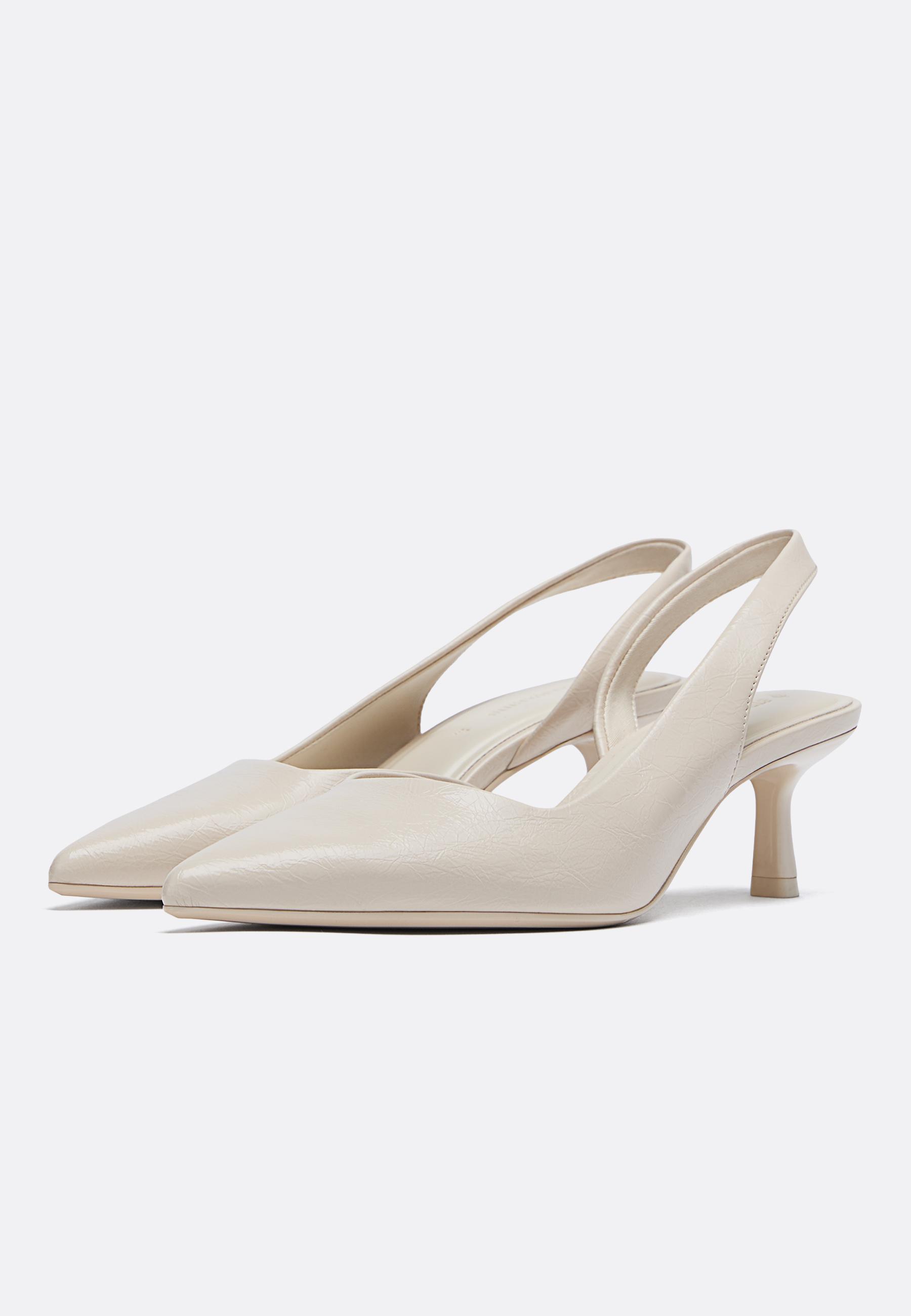 Basic kitten heel shoes — ECRU