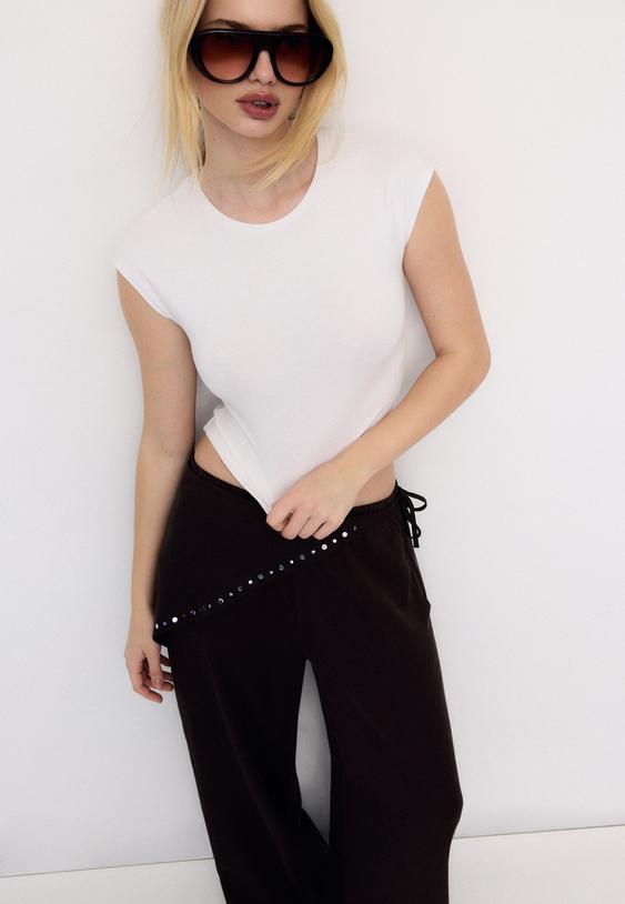 maglietta cropped basica aderente