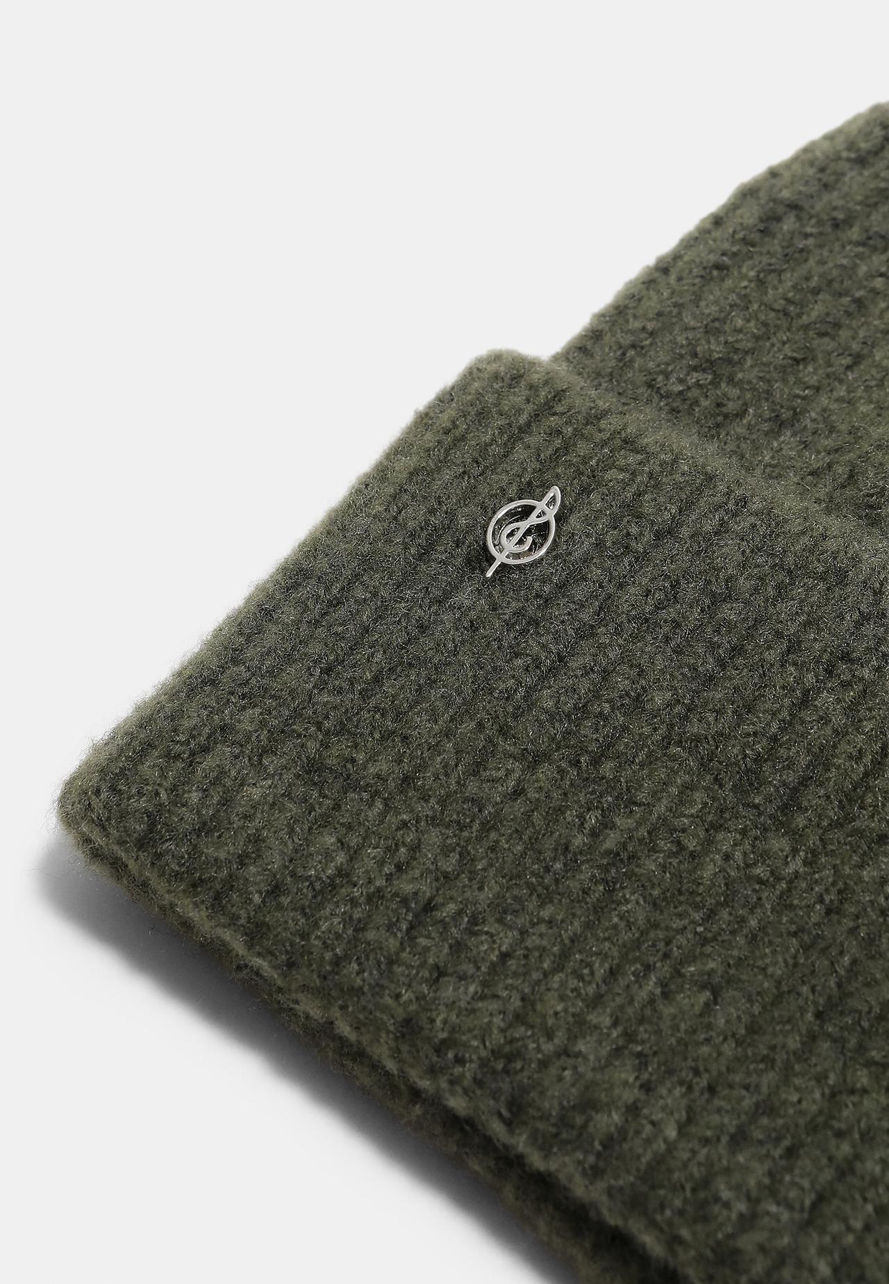 Basic knit beanie — Khaki