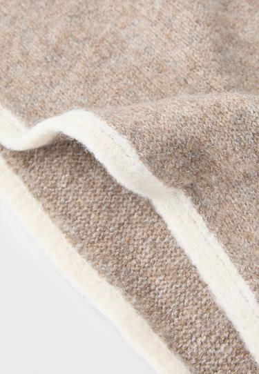 Triangular scarf — Stone 3
