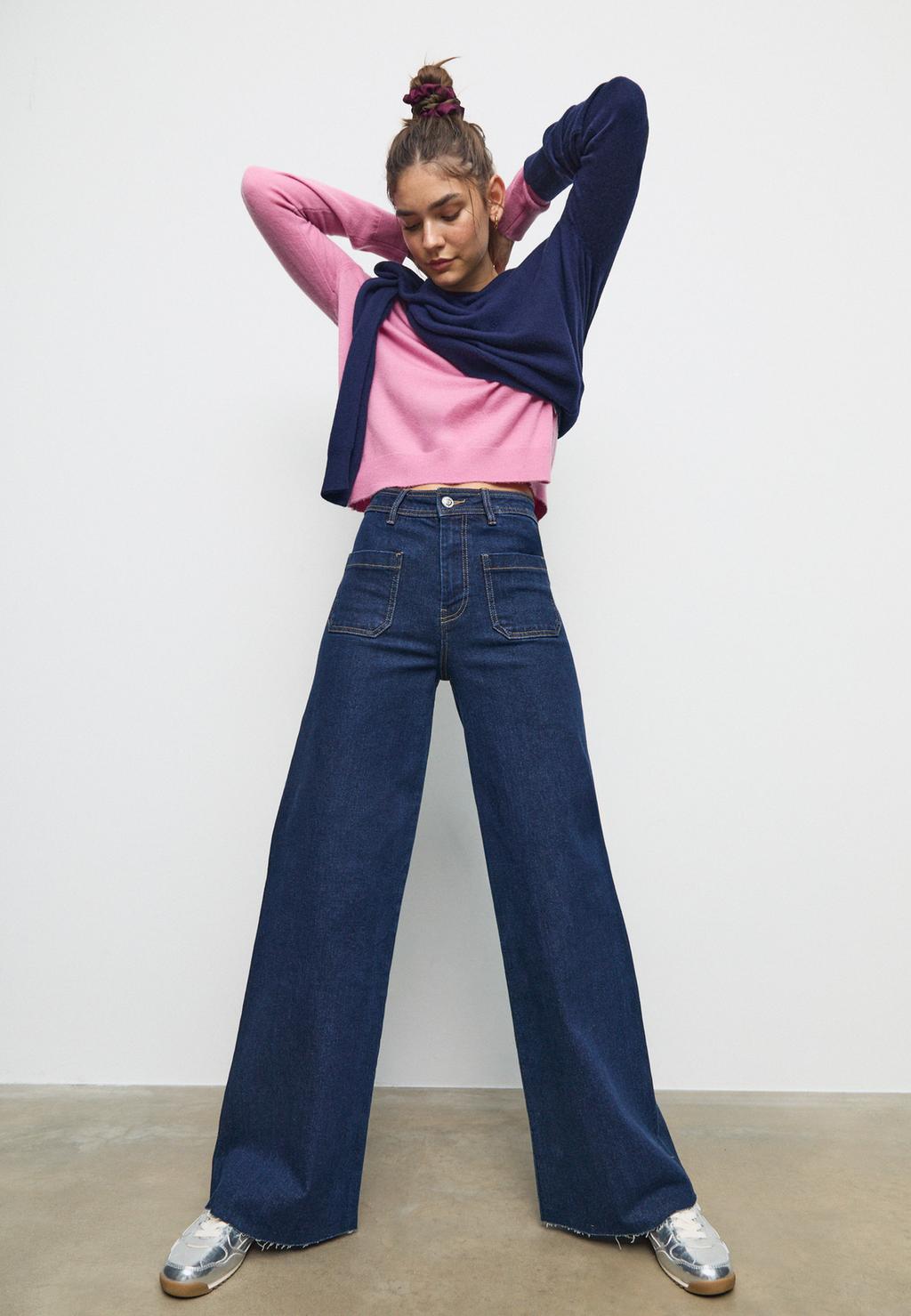 Jeans straight fit bolsillos