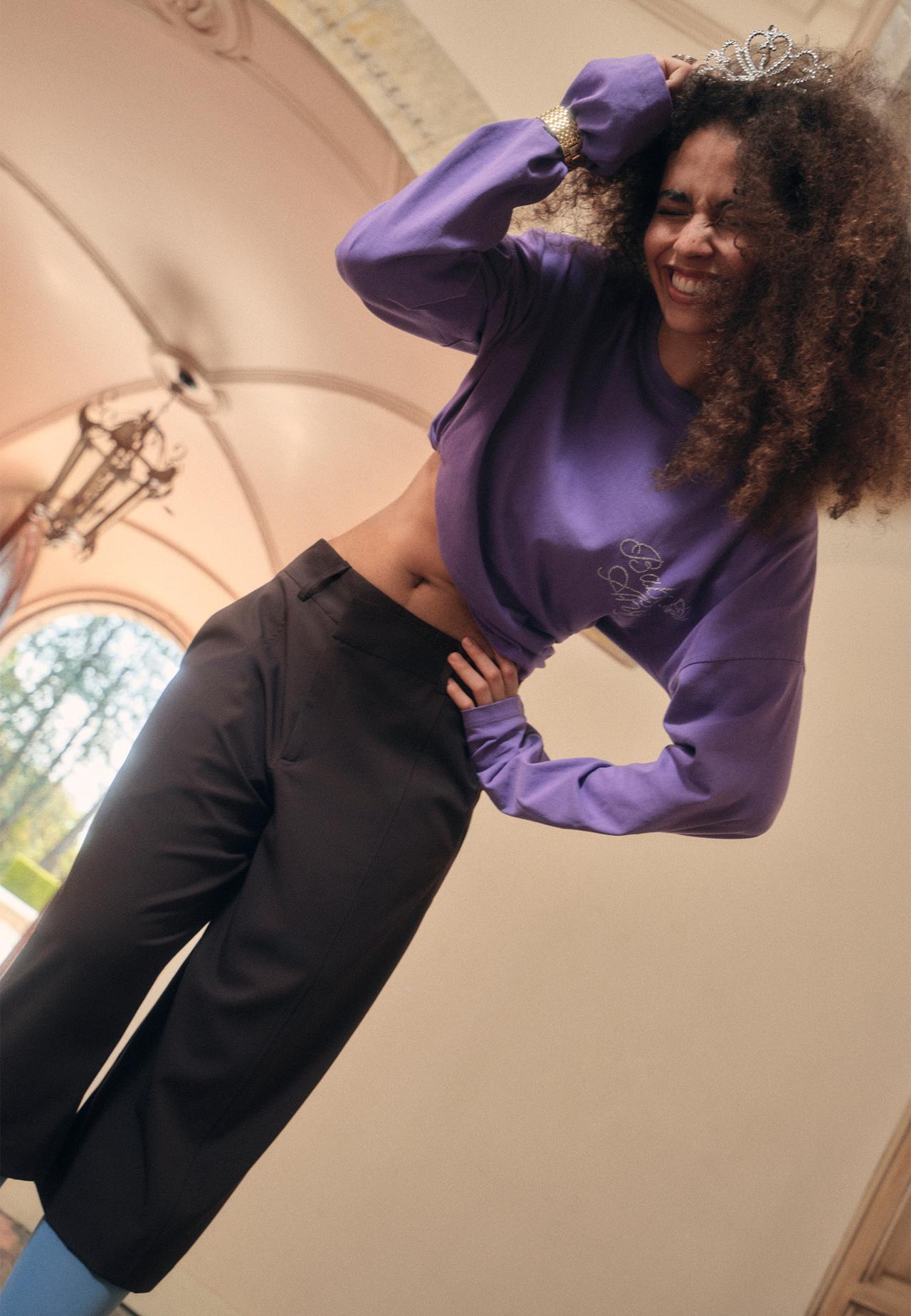Rhinestone graphic T-shirt — Purple