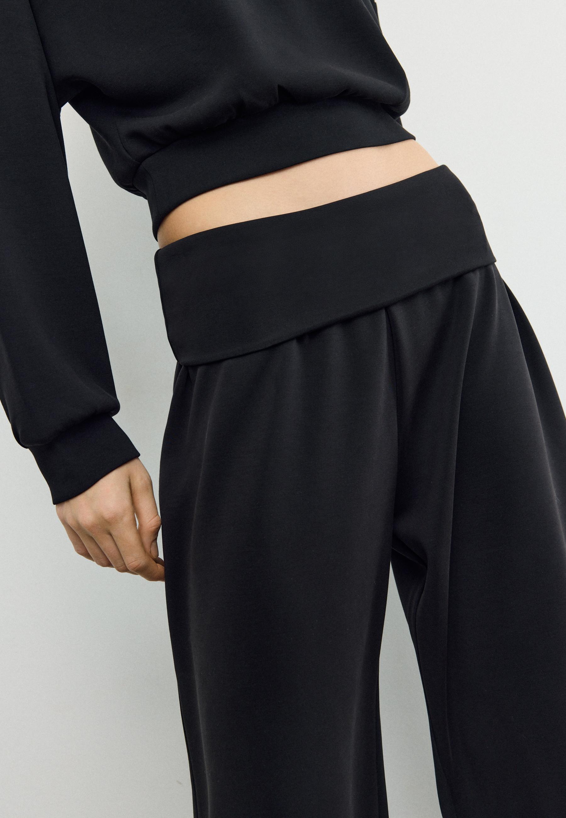 Soft-touch balloon jogger trousers with turn-up waist — Black