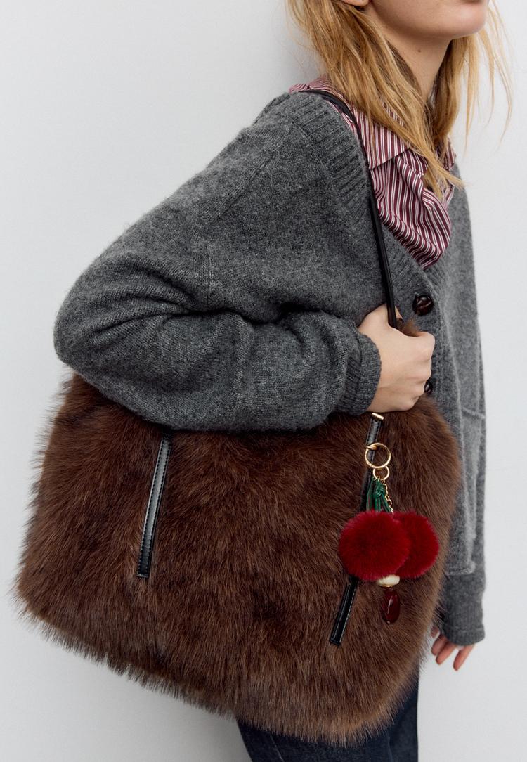 Stradivarius Μπρελόκ Charm Με Κεράσι Και Χάντρες Κόκκινο Os φωτογραφία