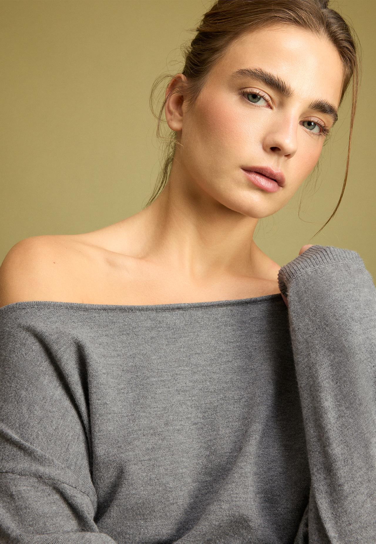 Asymmetric knit jumper — Dark grey