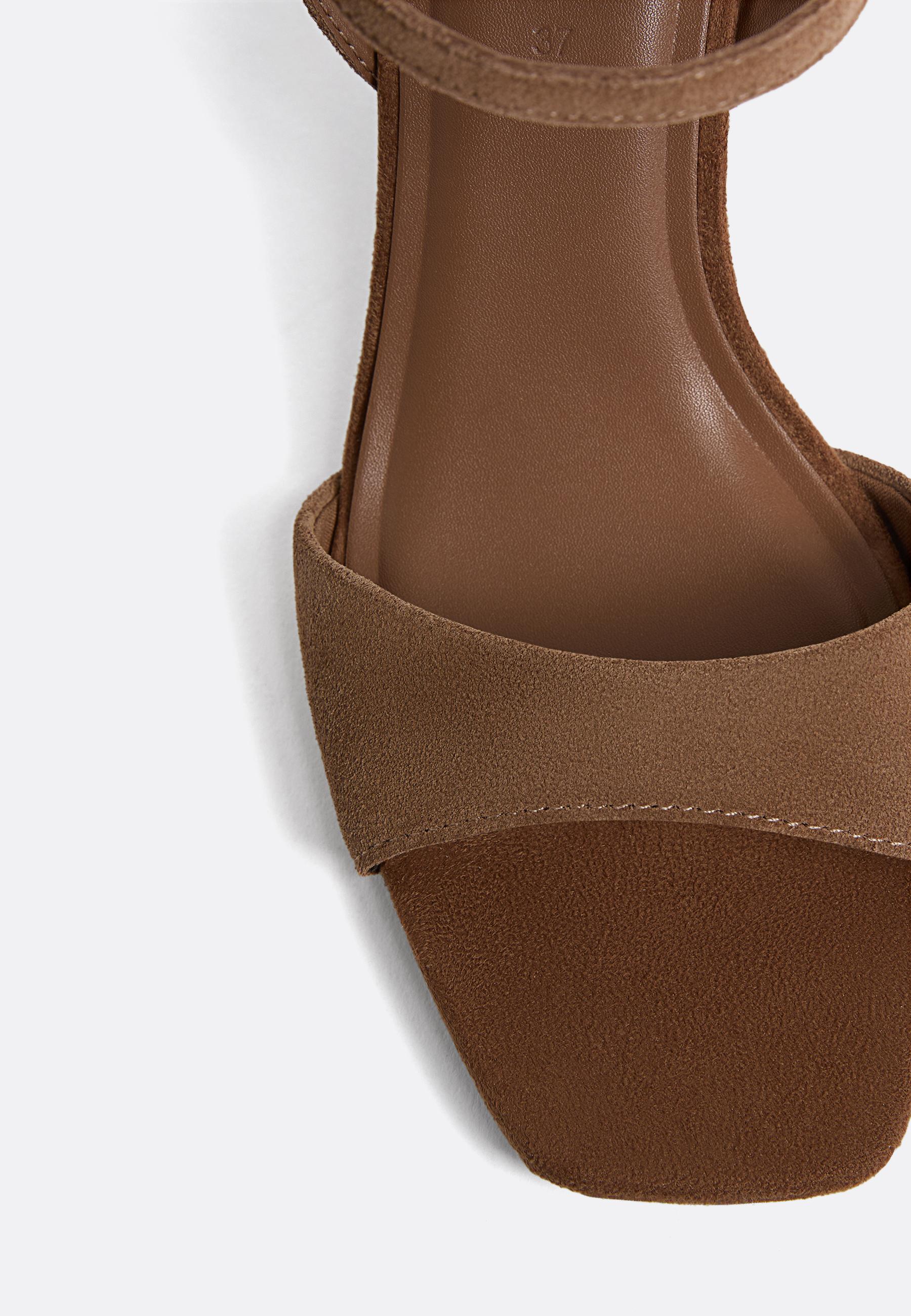 Leather high-heel sandals — BROWN