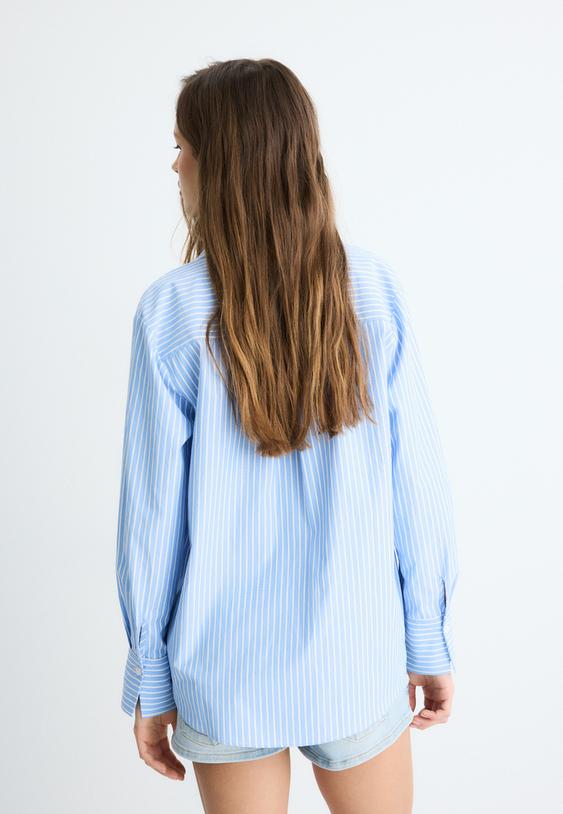 camicia basic a righe con tasca in popeline