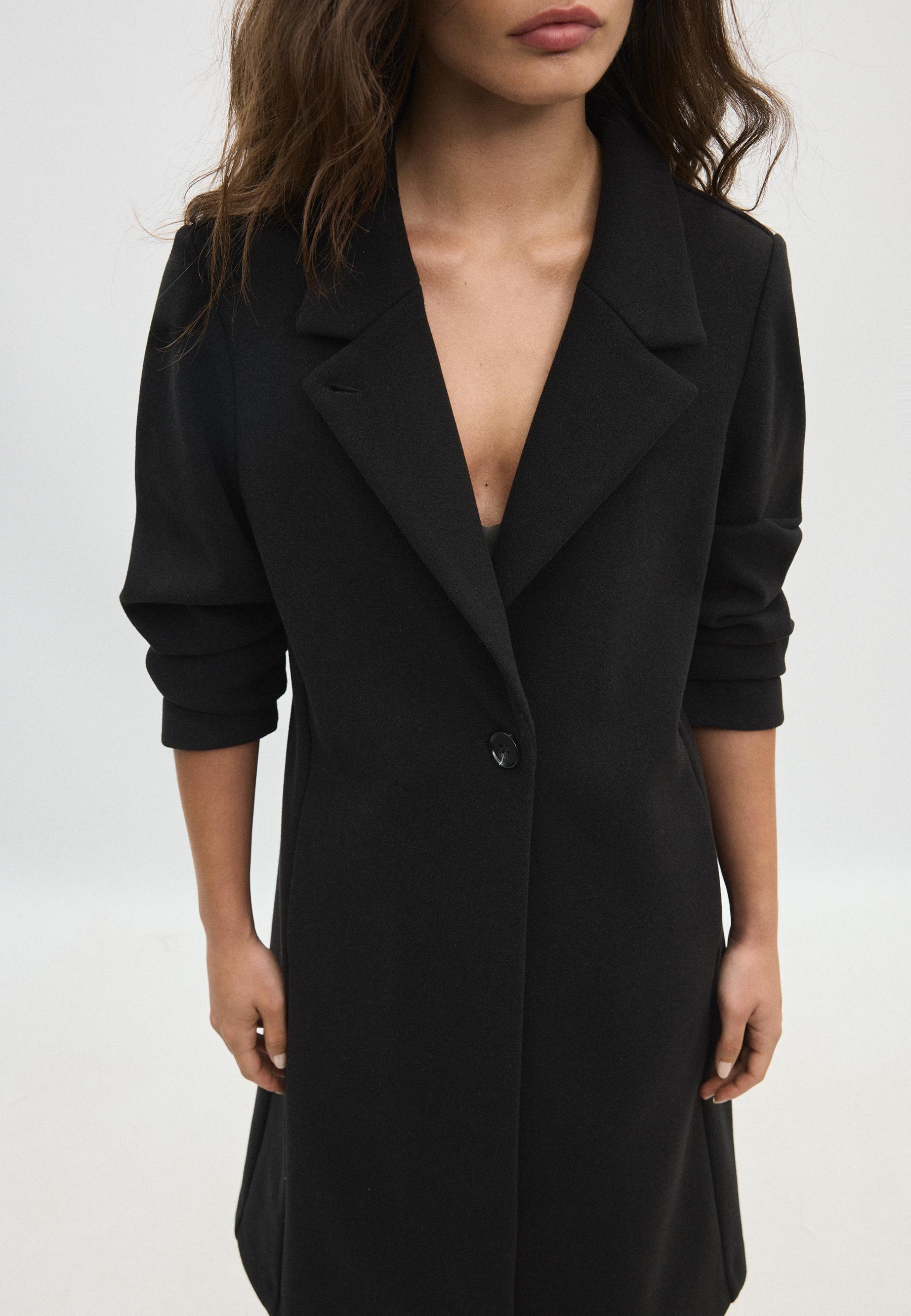 Basic soft-touch coat — Black