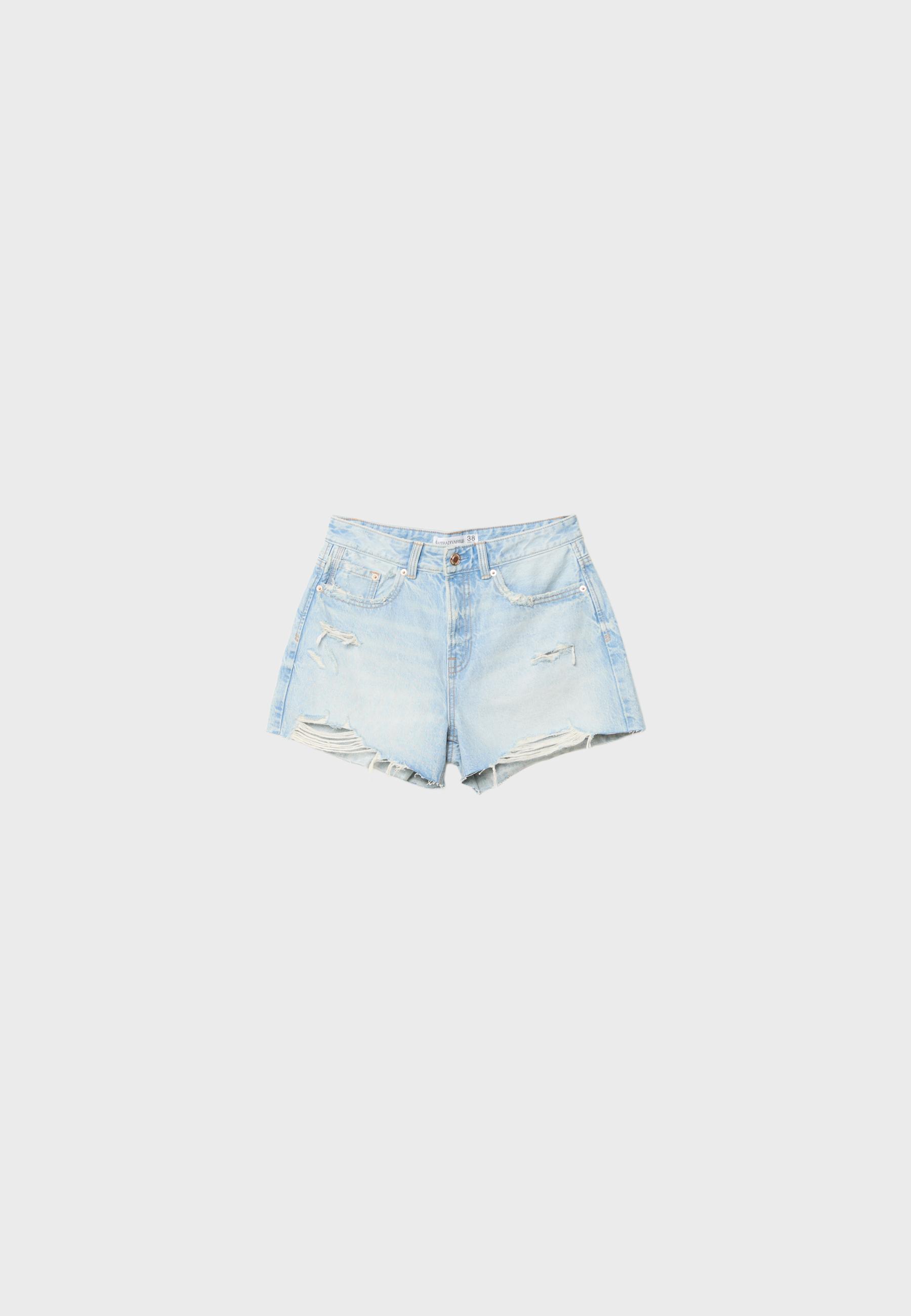 D75 Ripped denim shorts - Women's fashion | Stradivarius Canada