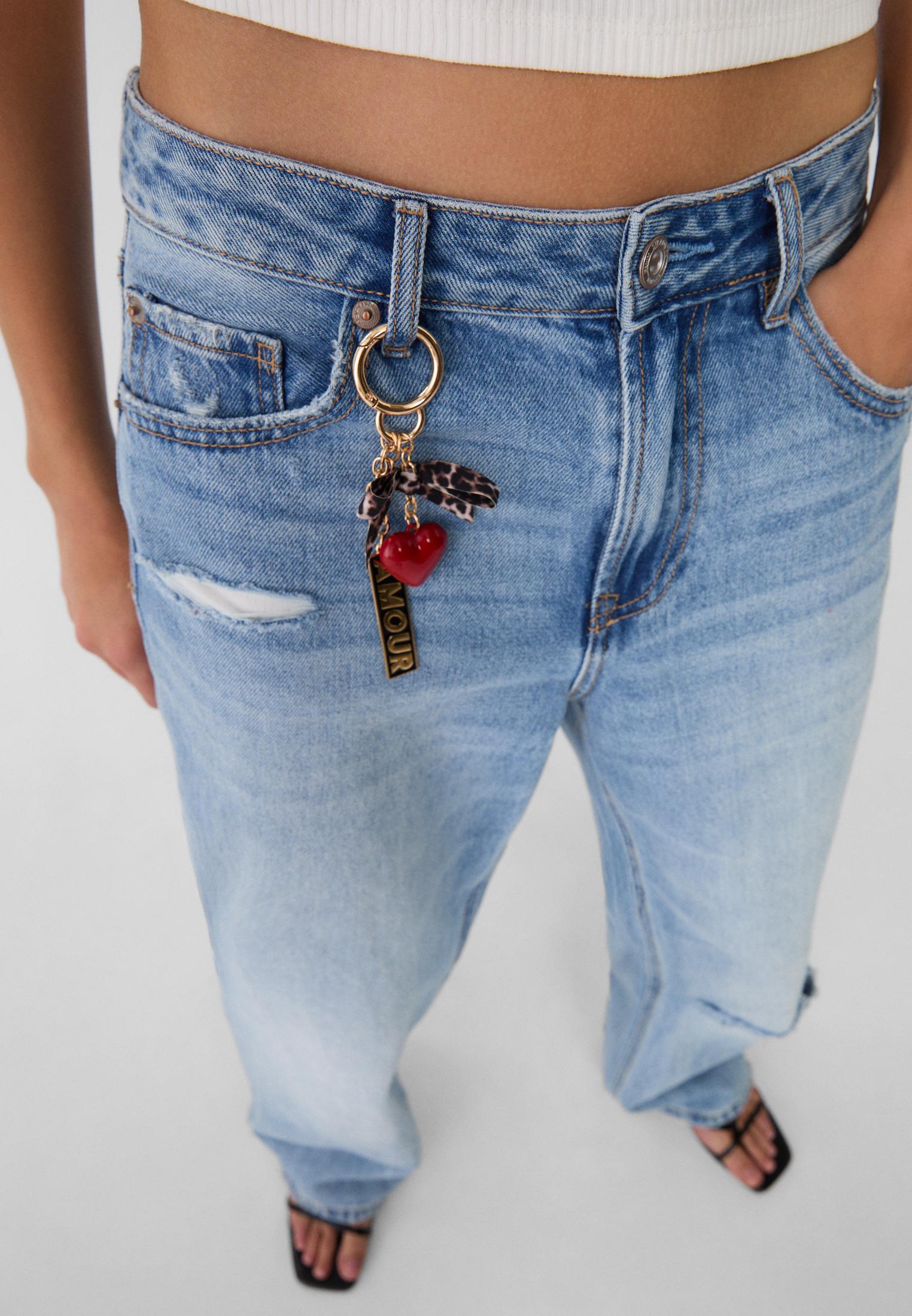 Heart and bow key ring - Women's fashion | Stradivarius Canada