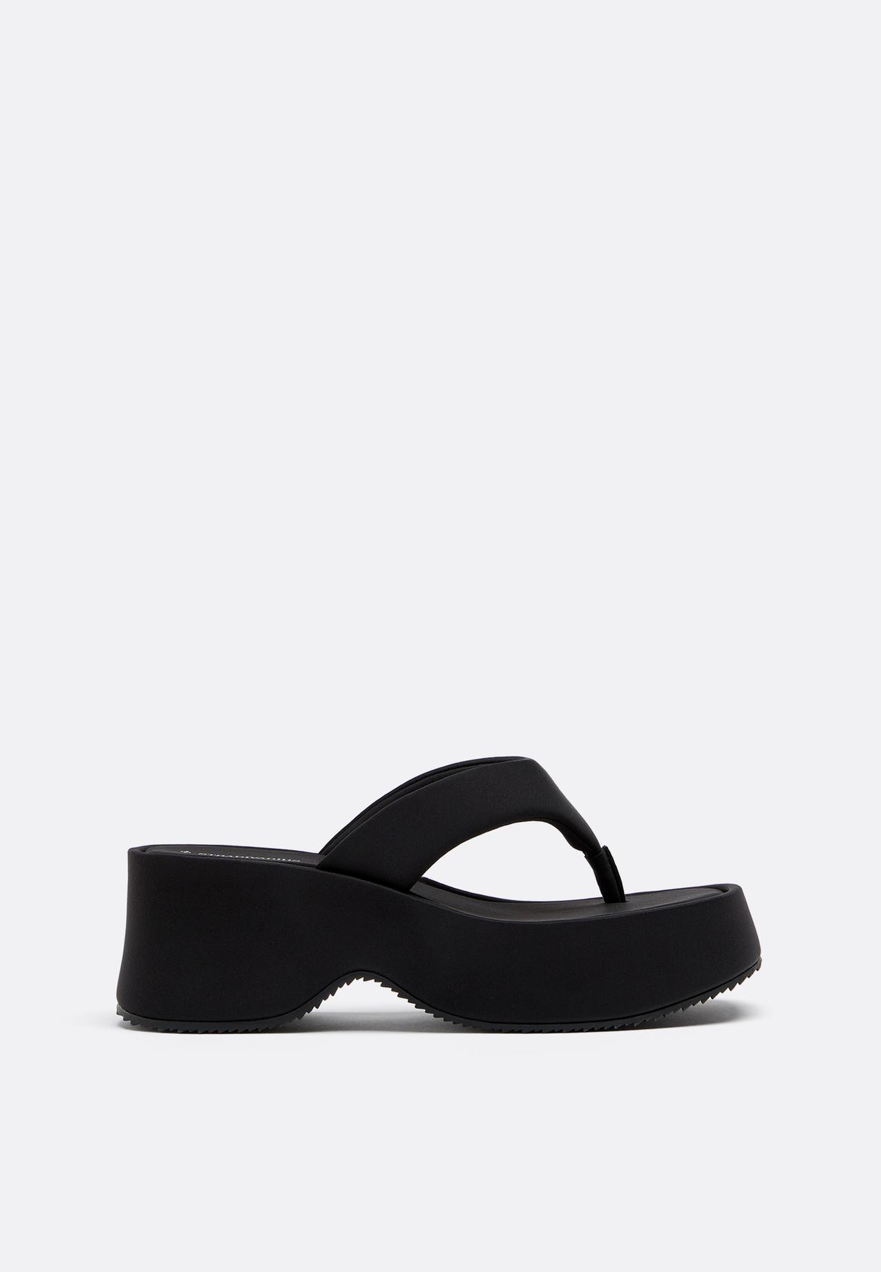 Platform thong sandals — BLACK 