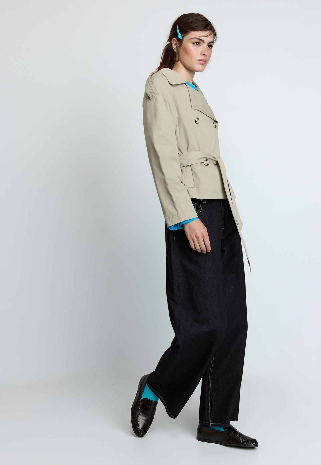 Short trench coat with belt — Stone