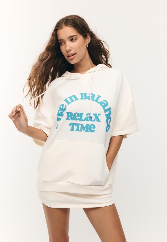 Pulover S Kratkimi Rokavi In Kapuco