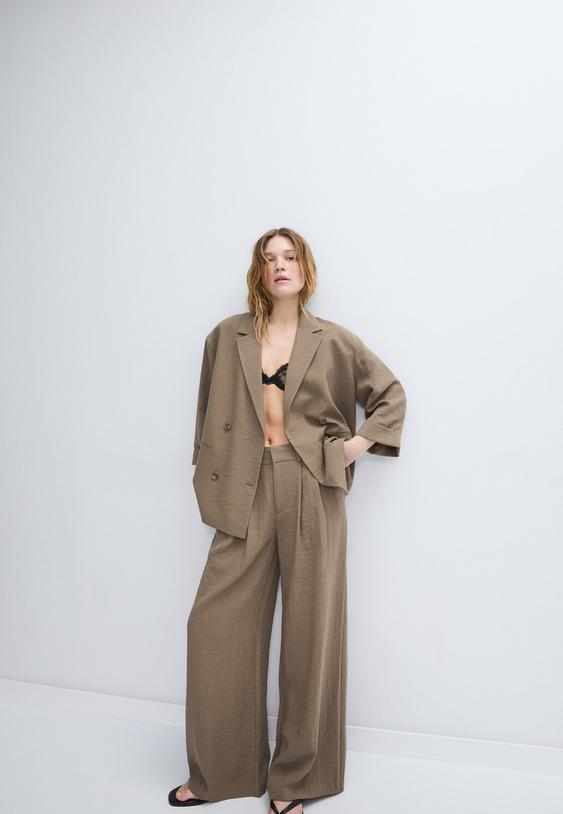 Stradivarius Pantalon Large Rustique À Boutons Ajustables Marron 40