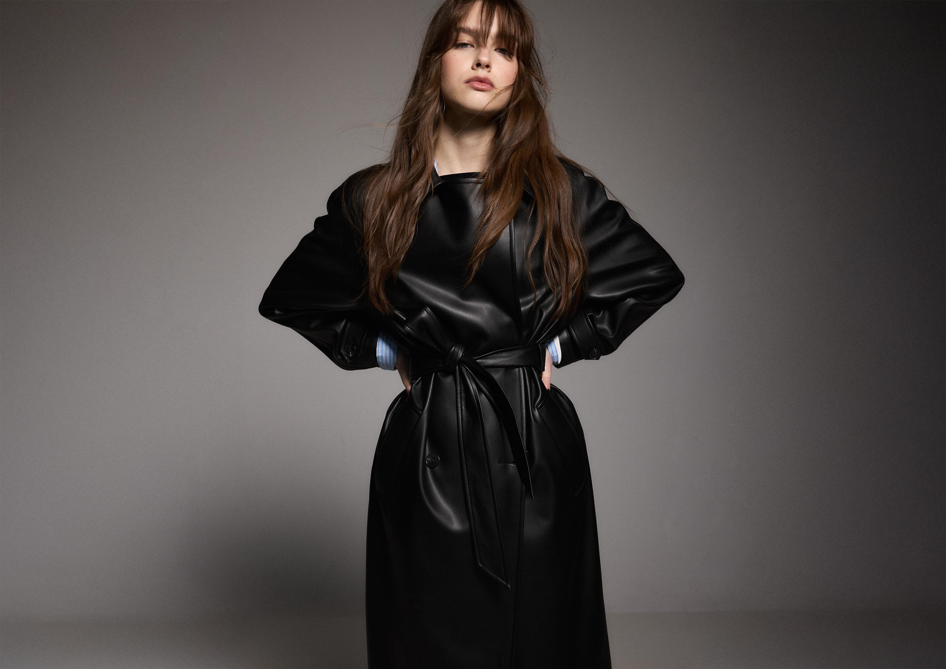 Long faux leather trench coat — Black