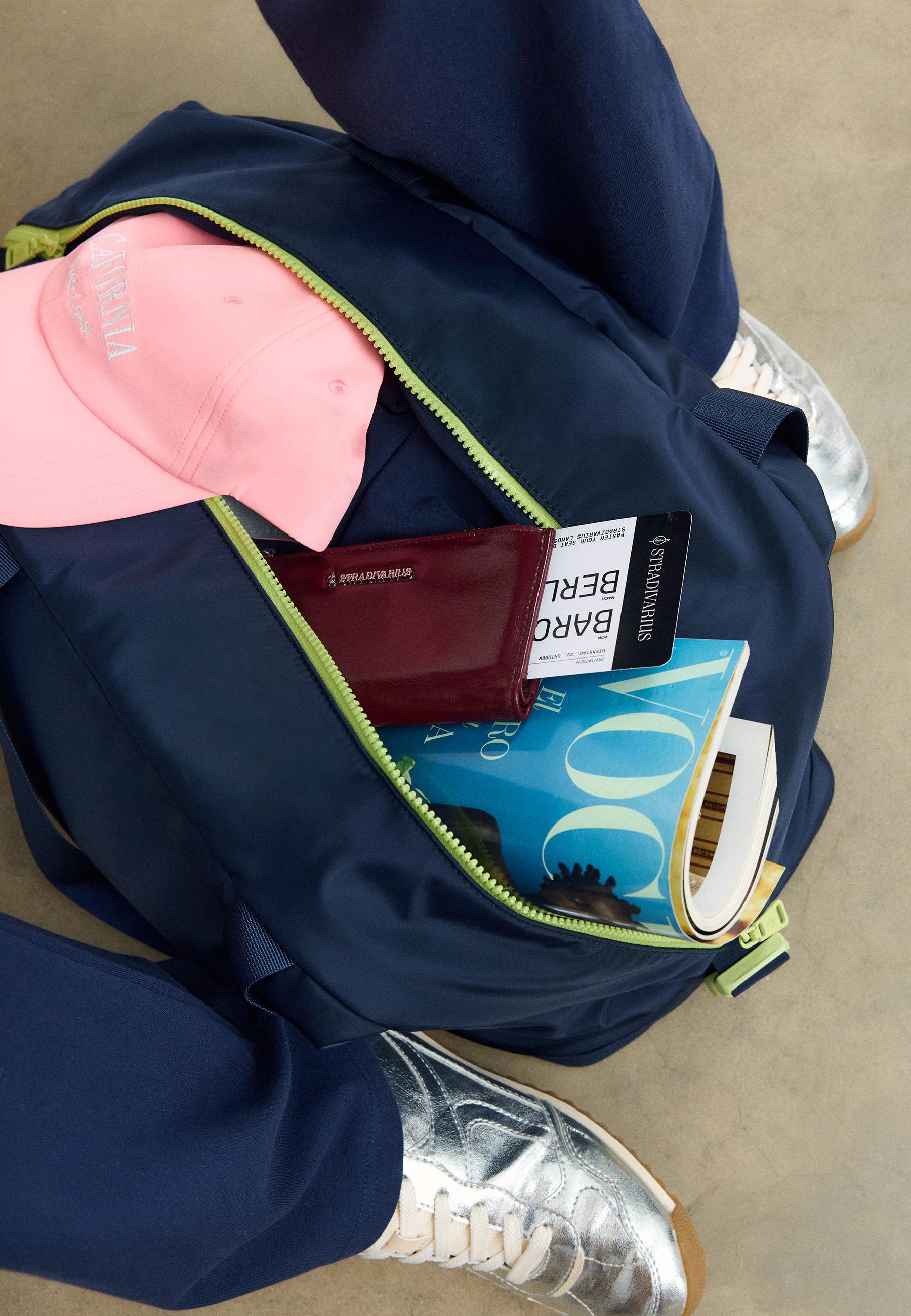 Contrast bag — Blue