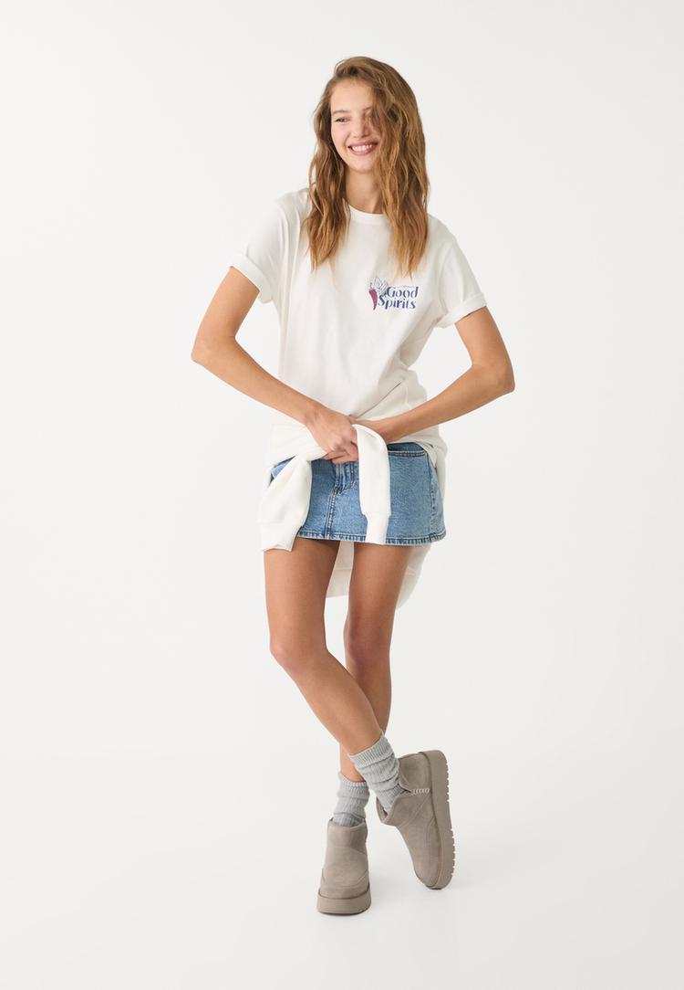camiseta oversize estampados