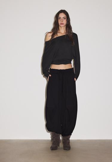 Asymmetric sash-effect top — Black 2
