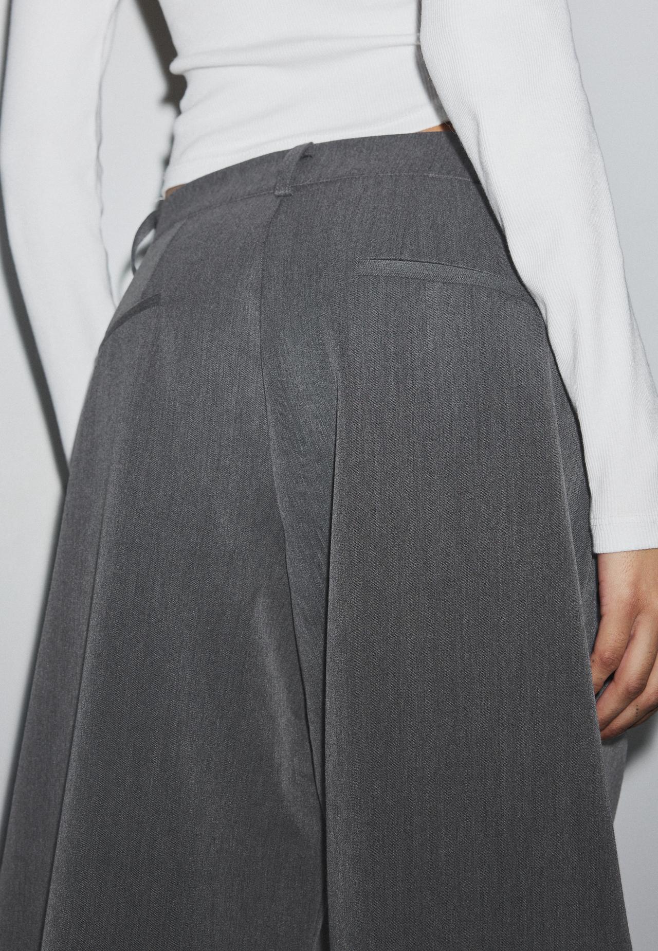 Tailored wide-leg trousers with darts — Dark grey