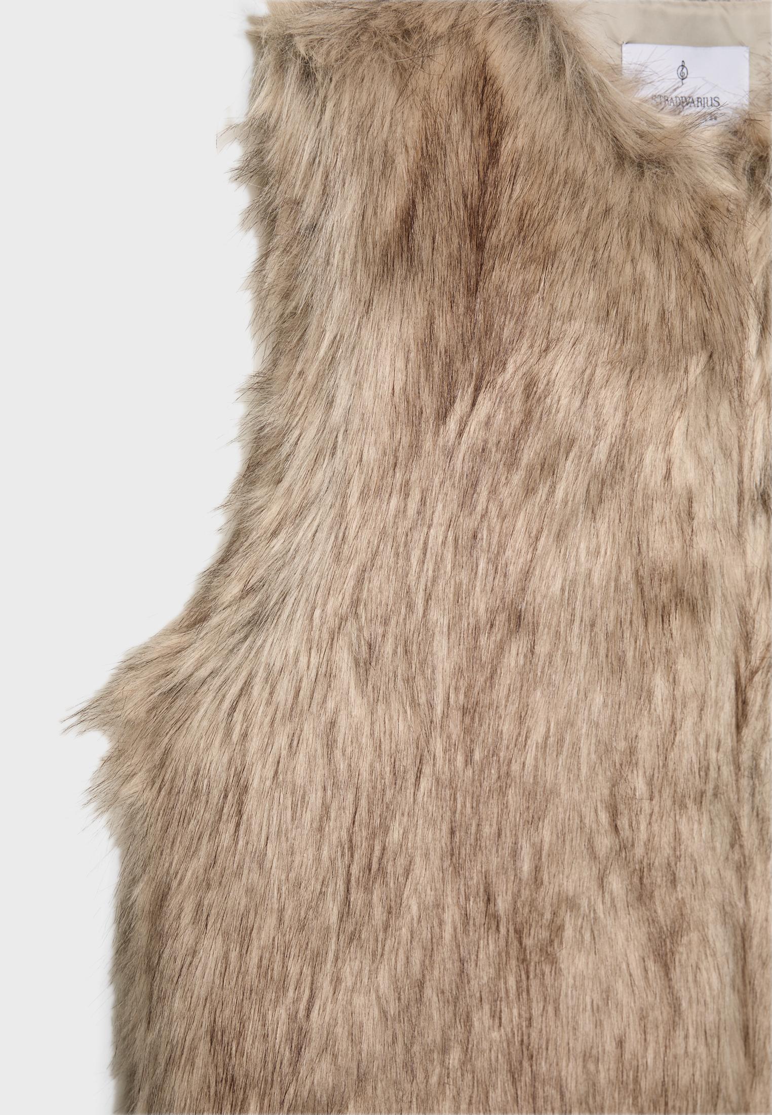 Faux fur gilet