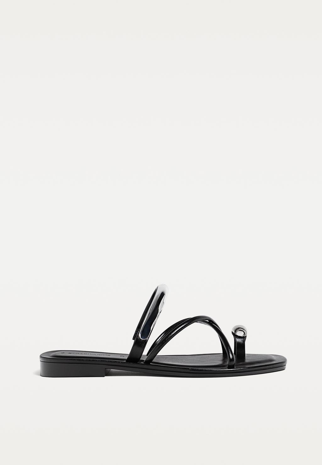 Flat sandals with metal detail