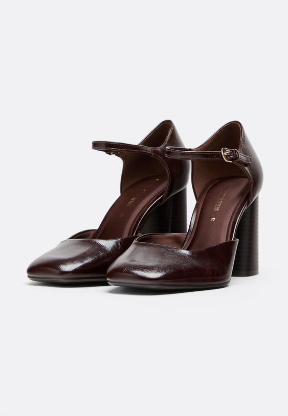 Stradivarius Γόβες Mary Jane Καφέ 38