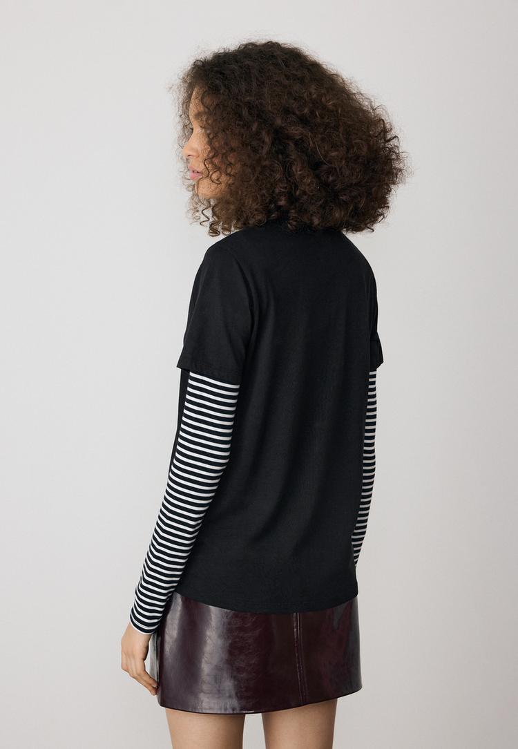 basictshirt-im-regularfit-mit-rundausschnitt