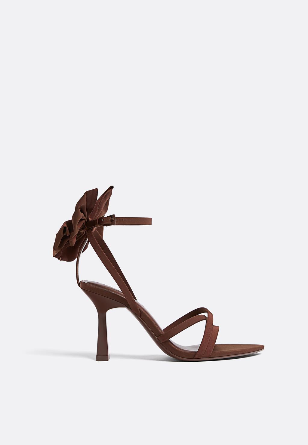 Sandalias tacón lazo