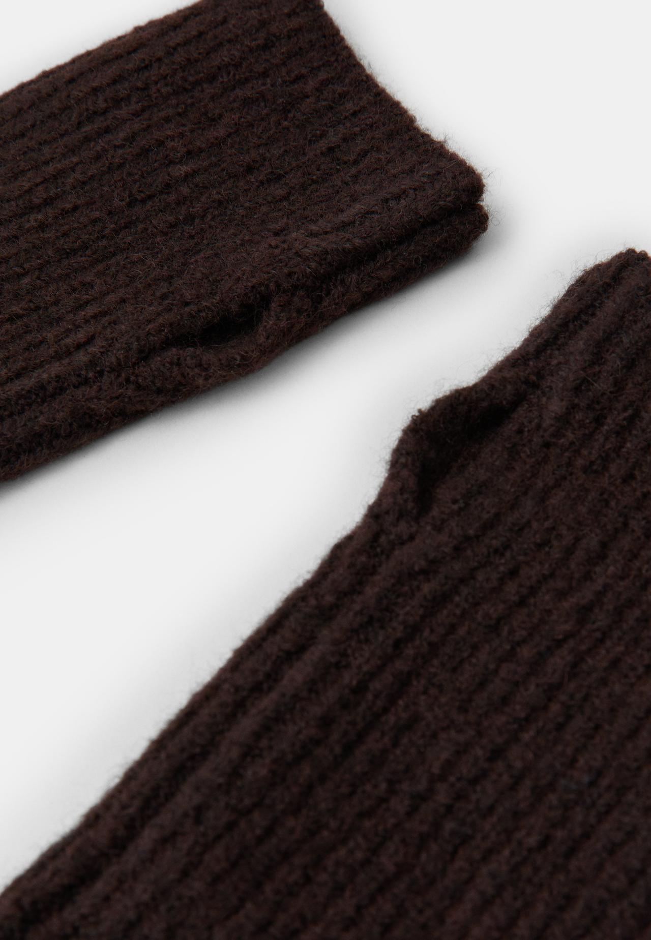 Mittens — Brown