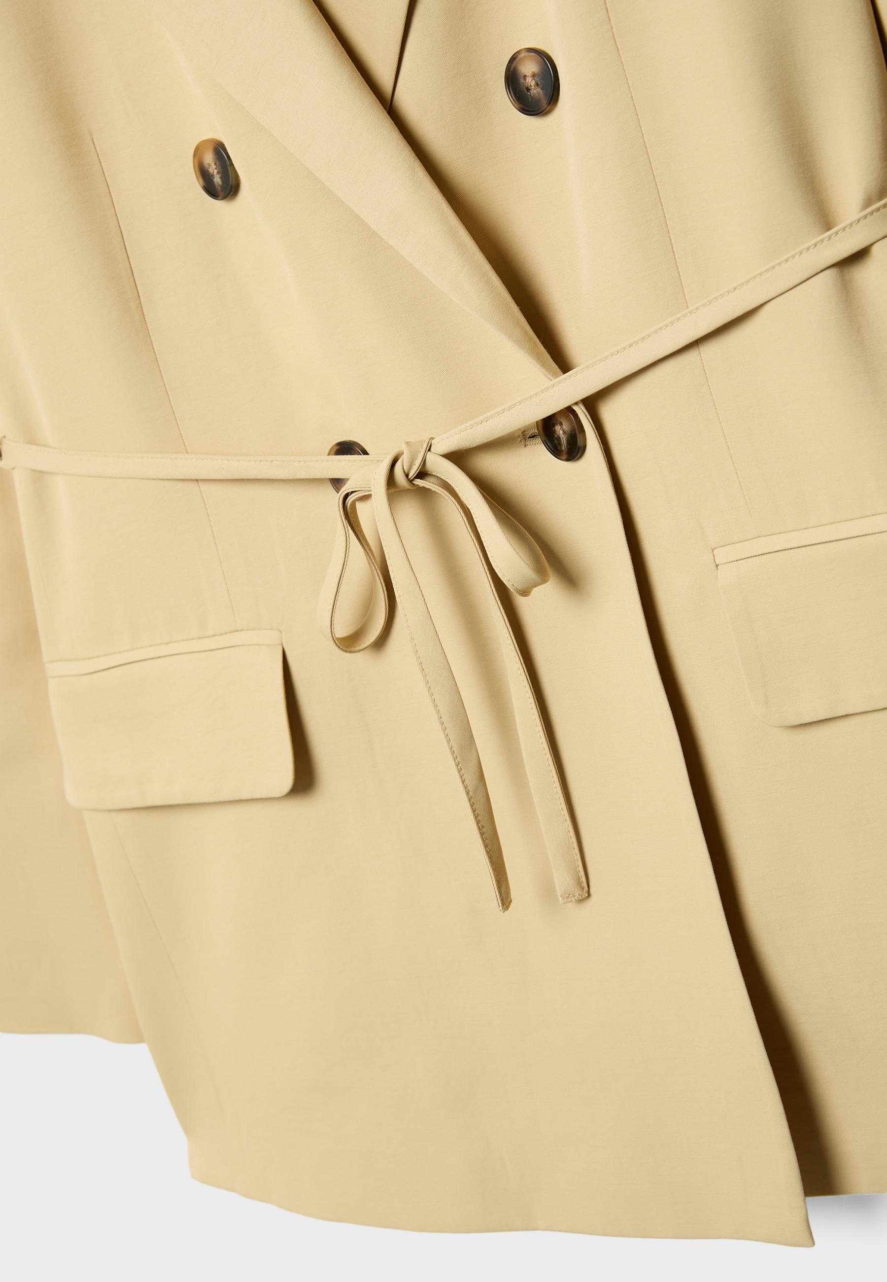 Belted blazer — Pastel yellow